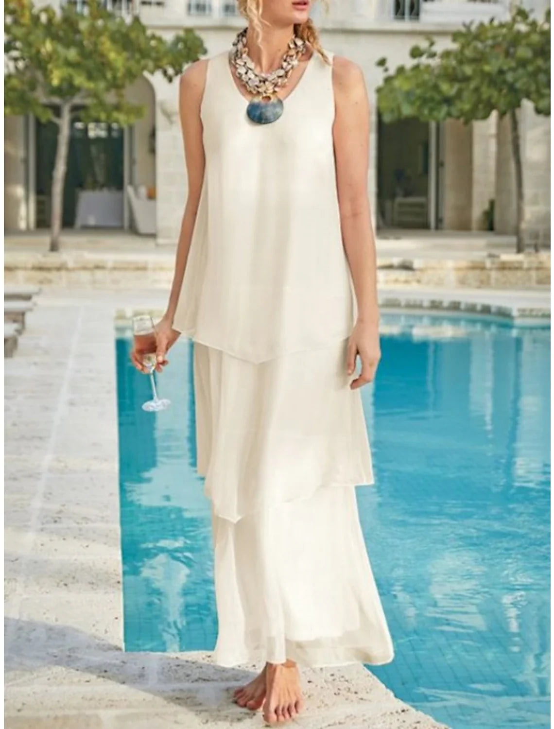 Sheath / Column Mother of the Bride Dress Wedding Guest Elegant Simple V Neck Ankle Length Chiffon Sleeveless with Tier Solid Color