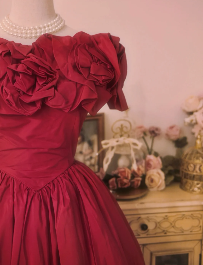 Vintage Court Red Bow Off-The-Shoulder Satin Ball Gown Evening Dresses