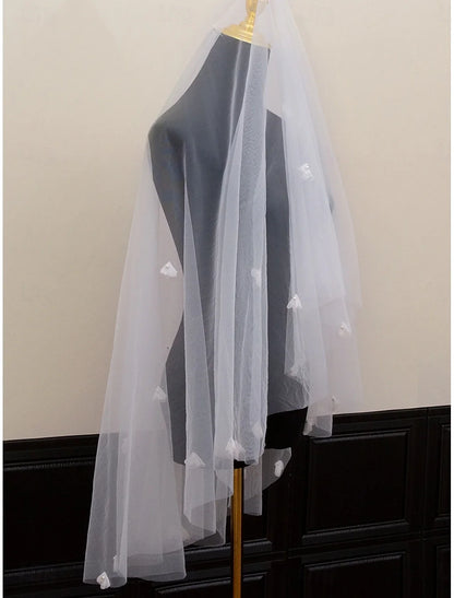 - Single layer contemporary/fashionable wedding veil bow veil