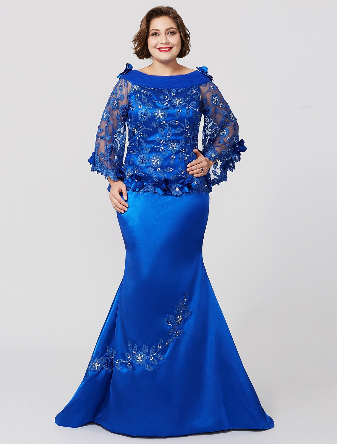 Mermaid / Trumpet Mother of the Bride Dress Formal Plus Size Elegant Bateau Neck Sweep / Brush Train Lace Over Charmeuse Long Sleeve No with Pleats Ruffle