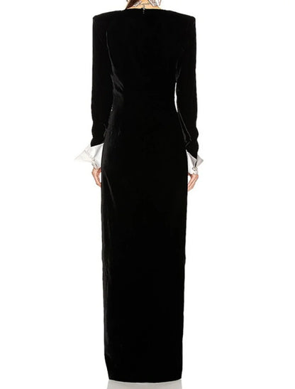 A-Line Evening Gown Elegant Dress Formal Black Dress Floor Length Long Sleeve V Neck Velvet with Buttons Slit 2026