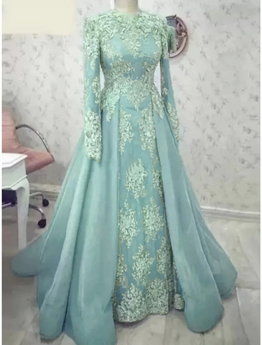 A-Line Mother of the Bride Dress Formal Elegant Party Luxurious Jewel Neck Sweep / Brush Train Satin Lace Long Sleeve with Pleats Solid Color