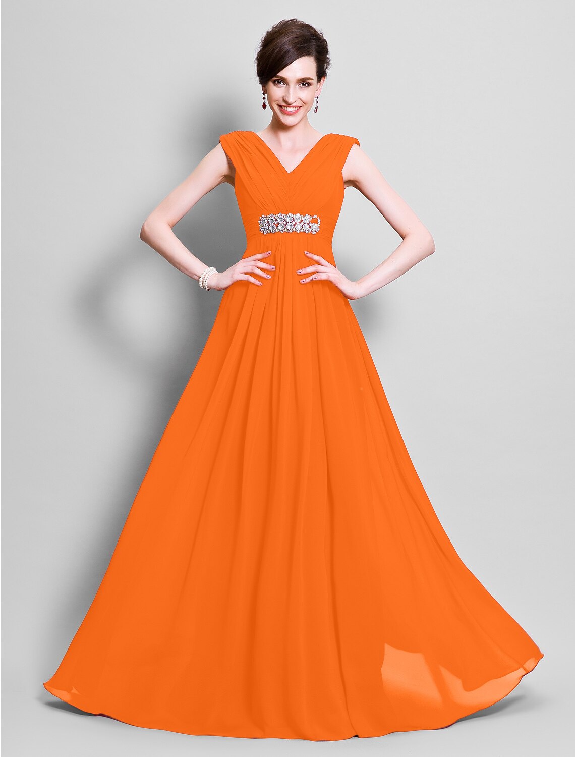 A-Line Mother of the Bride Dress Open Back V Neck Floor Length Chiffon Sleeveless with Beading Side Draping